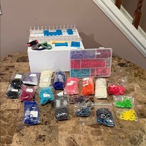 RAINBOW LOOM Bracelet Kit Accessories with Multi-Pacs of Rubber Bands & Clips